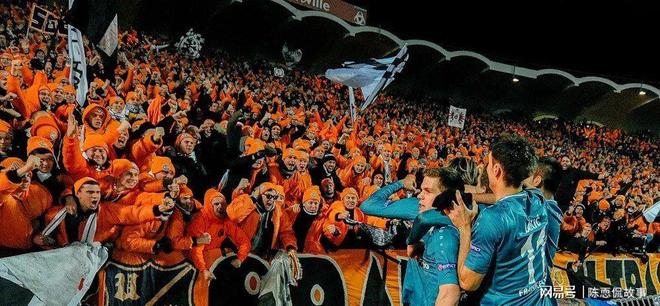 法兰克福迎德国杯关键赛,今晚回应争议,气氛紧张,控场能力受关注的简单介绍-米兰娱乐平台